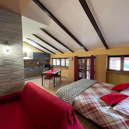 'La Buffa', Elegante Appartamento A Giaveno By Confirenthouse Exterior photo