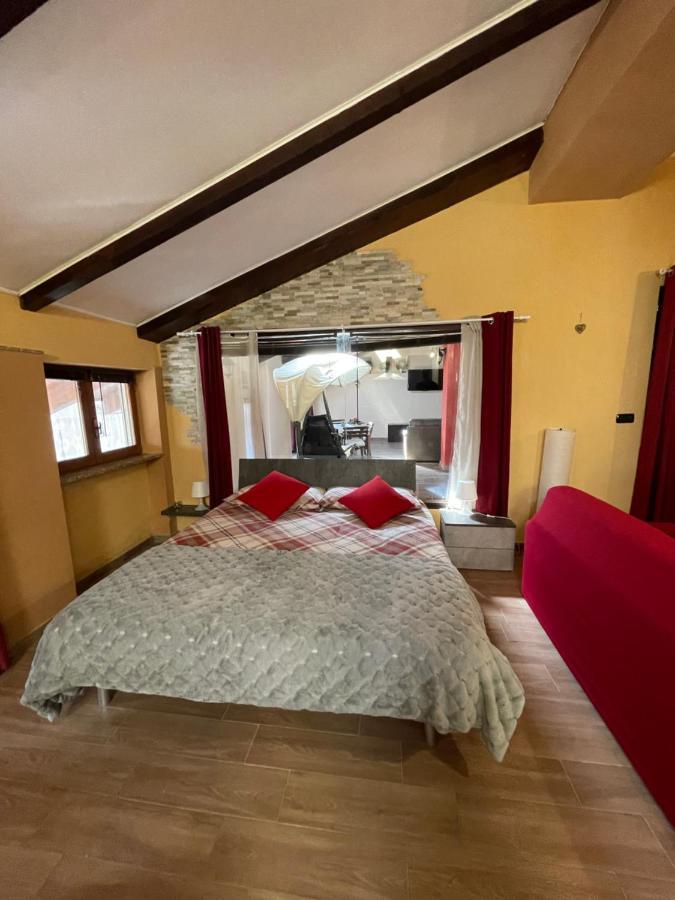 'La Buffa', Elegante Appartamento A Giaveno By Confirenthouse Exterior photo